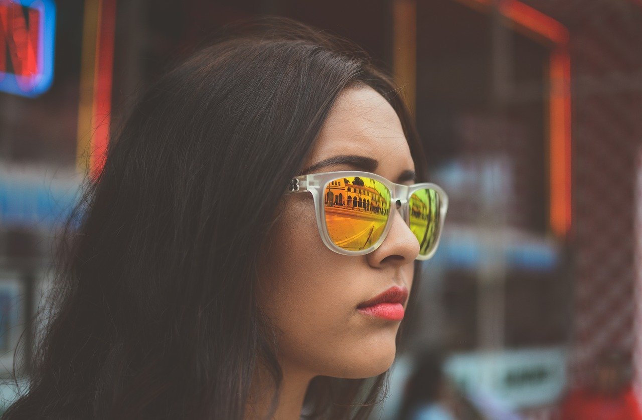 woman, sunglasses, eyewear-1246299.jpg